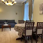 Eksporta Street Quiet Old Riga Apartment